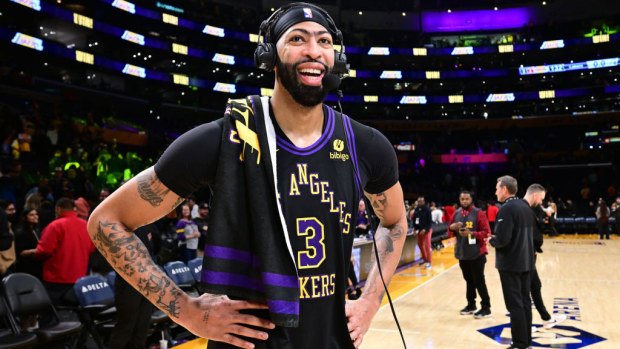 Anthony Davis of the Lakers speaks to the media.