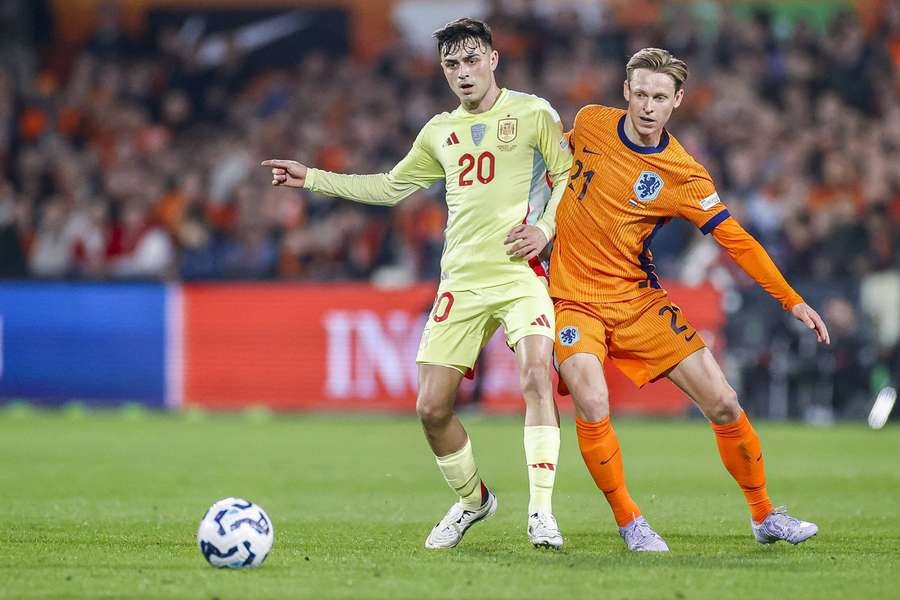 Frenkie de Jong in action against his Barcelona teammate Pedri during the UEFA Nations League match between the Netherlands and Spain Frenkie de Jong in action against his Barcelona teammate Pedri during the UEFA Nations League match between the Netherlands and Spain