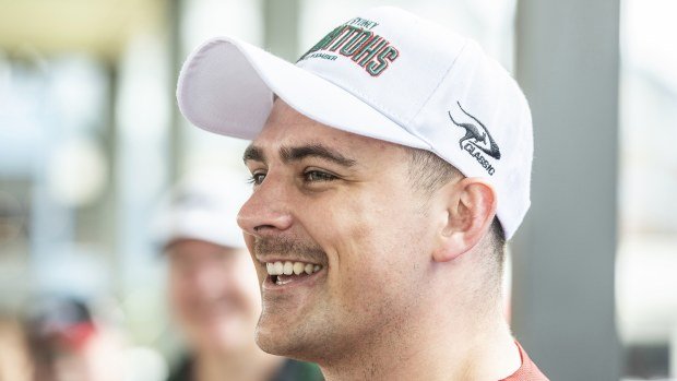English halfback Lewis Dodd has arrived at South Sydney.