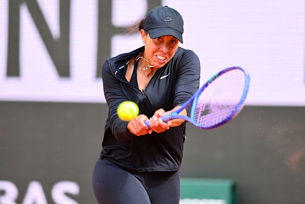 Madison Keys from the USA executing a backhand during training in preparation for the 2025 French Open.