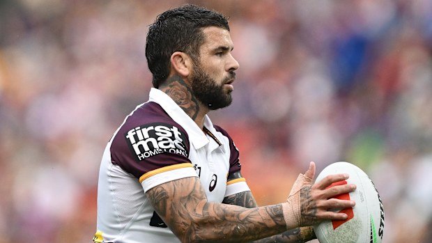 Adam Reynolds of the Broncos runs the ball during the round nine NRL match between the Penrith Panthers and Brisbane Broncos at Suncorp Stadium on May 04, 2025, in Brisbane, Australia. (Photo by Hannah Peters/Getty Images)