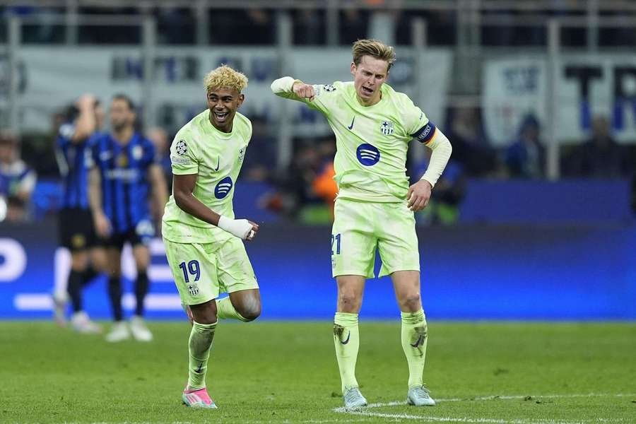 Barcelona's Lamine Yamal and Frenkie de Jong celebrate Dani Olmo's equaliser against Inter Barcelona's Lamine Yamal and Frenkie de Jong celebrate Dani Olmo's equaliser against Inter