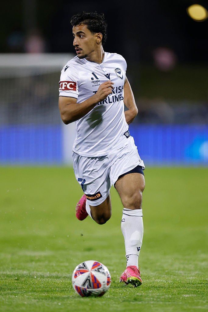 Arzani in a match against Macarthur FC