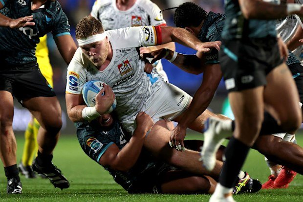Ollie Norris of the Chiefs is tackled.
