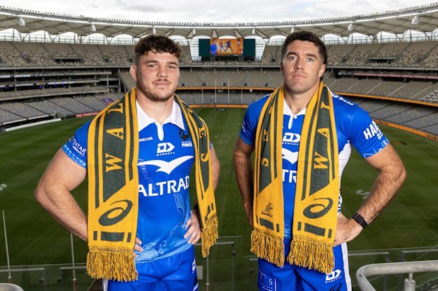 PERTH, AUSTRALIA - MAY 23: Carlo Tizzano and Ben Donaldson pose during a Rugby Australia press conference at Optus Stadium on May 23, 2025 in Perth, Australia. (Photo by Paul Kane/Getty Images for Rugby Australia)