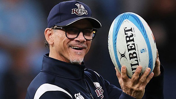 Reds coach Les Kiss at Allianz Stadium.