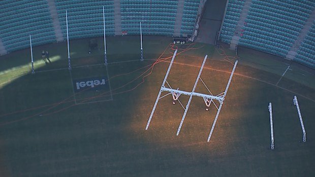 Heat lamps in use at the Paddington end of the SCG.