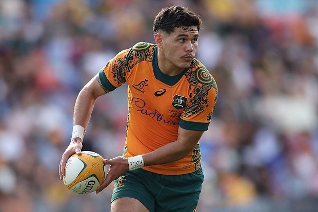 Noah Lolesio of the Wallabies passes the ball during the International Test match between Australia Wallabies and Fiji.