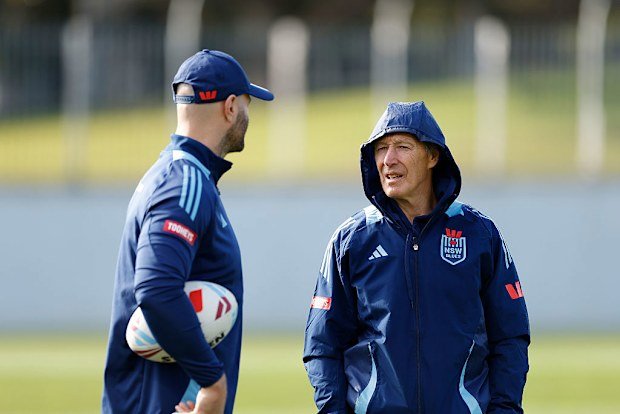 Craig Bellamy monitors during a NSW Blues State Of Origin training session.