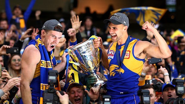 Dom Sheed with the premiership cup in 2018.